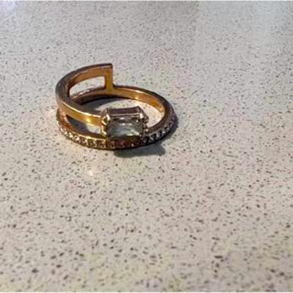 Rose gold Swarovski ring